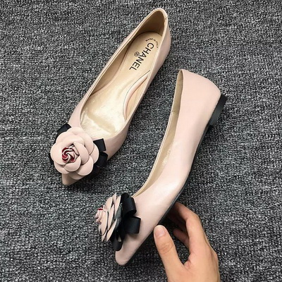 CHANEL Shallow mouth flat shoes Women--060